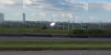 Subestação pega fogo após curto-circuito e deixa moradores sem luz. Veja vídeo