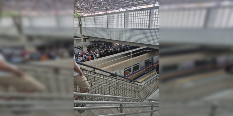 Pane no Metrô-DF causa lentidão na manhã desta sexta-feira (17/4)
