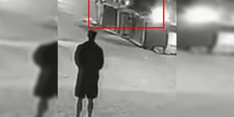 Motorista dá ré, atropela mulher e foge sem prestar socorro no DF