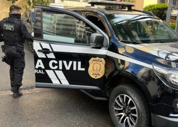 Mãe de traficante é extorquida após prisão do filho causar rombo ao crime