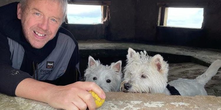 Empresário descobre câncer de garganta após contrair HPV