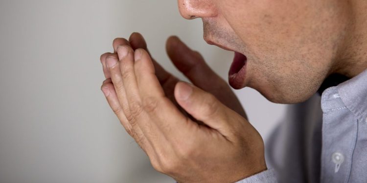 Conhece alguém que tem bafo? Associação pode enviar aviso anônimo