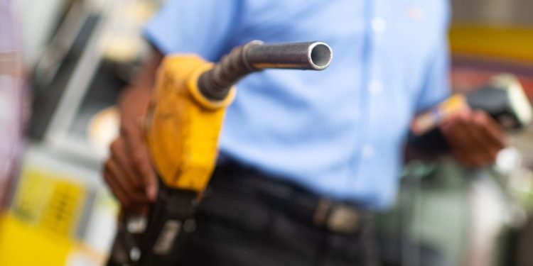 DF decide não participar do acordo nacional para conter alta do diesel