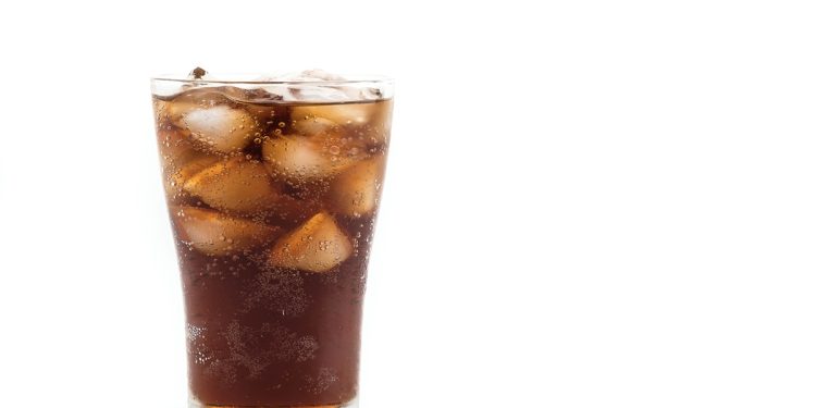 Bebidas açucaradas podem aumentar o risco de danos cognitivos?