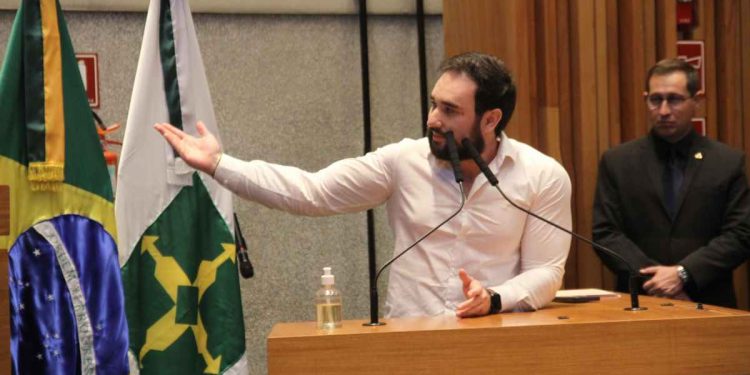 Celina nomeia Samuel Konig como novo secretário do Consumidor