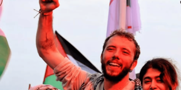 Exército de Israel intercepta barco e prende ativista brasiliense