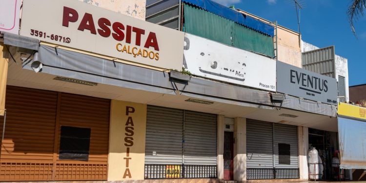 Morte de empresária em acidente na BR-020 comove lojistas no DF