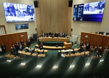Projeto sobre tabela do SUS gera impasse e adia votação na CLDF