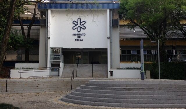 Instituto de Física da USP ameaça jubilar ‘calouros’ que estão em greve