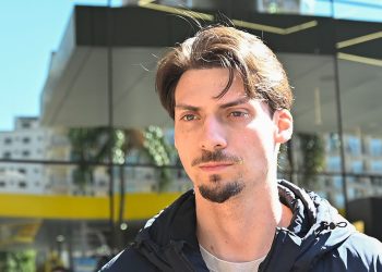 Jair Renan pede exclusão de publicação que o associa a fraude
