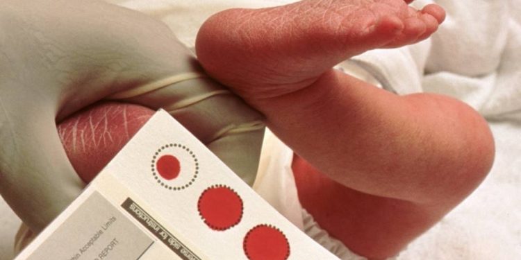 Teste do pezinho ampliado: lei completa 5 anos e só 3 estados aderiram