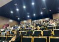 Em assembleia, professores da UnB aprovam indicativo de greve