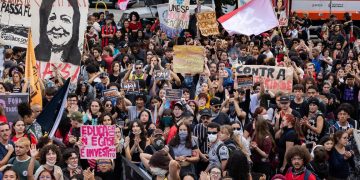 Greve de alunos cobra políticas de permanência e atinge 264 cursos da USP, Unicamp e Unesp