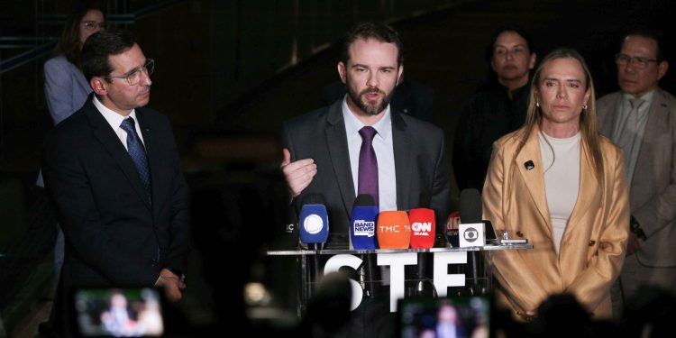 GDF, STF, BC e AGU fecham acordo que vai salvar o BRB de quebrar