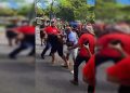 Bolsonaristas são agredidos e escorraçados de ato no Dia do Trabalhador no DF: “Sem anistia”. Veja vídeo