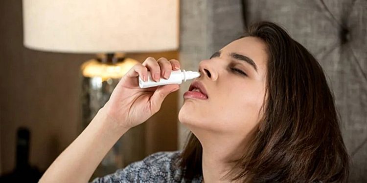 Saiba quais são os riscos de usar descongestionante nasal em excesso