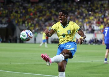 Endrick é convocado para jogar na Copa de 2026 pela Seleção Brasileira
