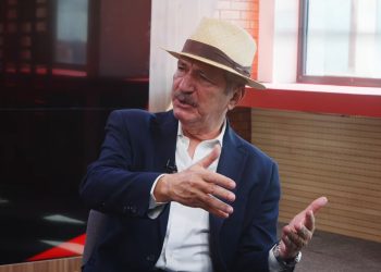 DC abre processo para expulsar Aldo Rebelo do partido