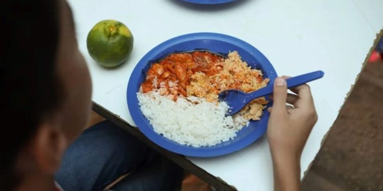 Merenda escolar: GDF suspende contrato com empresa ligada a servidora