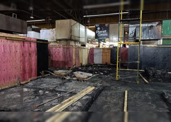 Após incêndio devastador, Feira dos Importados inicia reconstrução