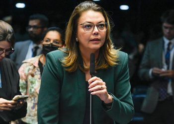 Senadora do DF e Galípolo falam sobre situação de servidores do BRB