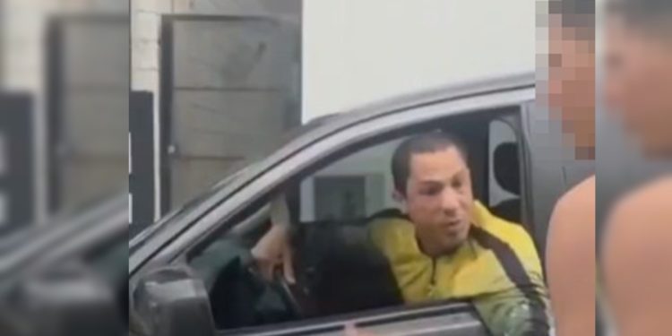 Motorista de van que atirou 3 vezes em vizinho após briga é preso