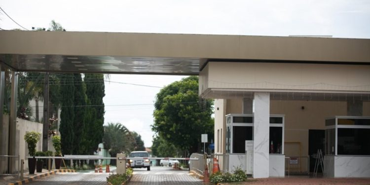 STF derruba proibição de portarias virtuais em condomínios no DF