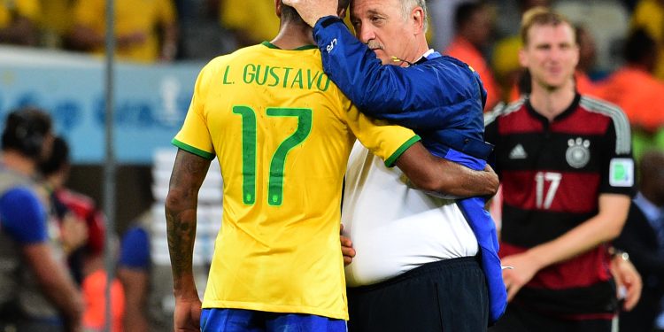 Felipão relembra apagão do Brasil no 7 a 1 e chama goleada de “catástrofe total”