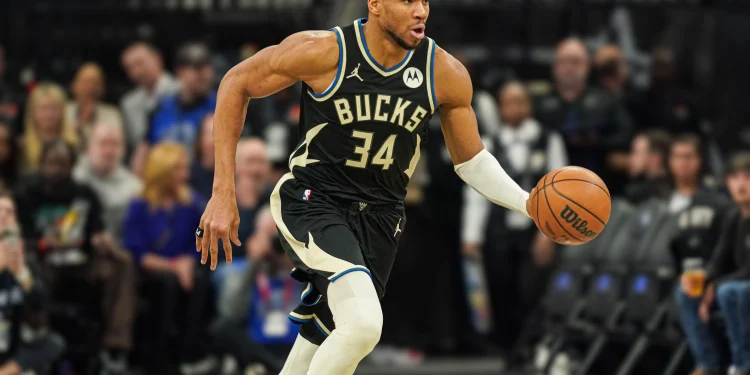 Bucks negociam superastro Giannis Antetokounmpo com Miami Heat