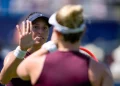 Luisa Stefani avança à final em Eastbourne e tenta conquistar o terceiro título da temporada
