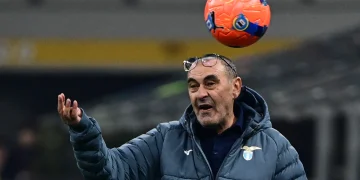 Atalanta decide demitir treinador e mira Sarri como substituto