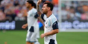 Veja as fotos do amistoso entre Argentina e Islândia