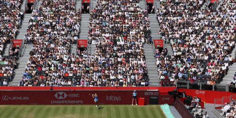 Montgomery vence primeiro WTA após desistência de Krejcikova