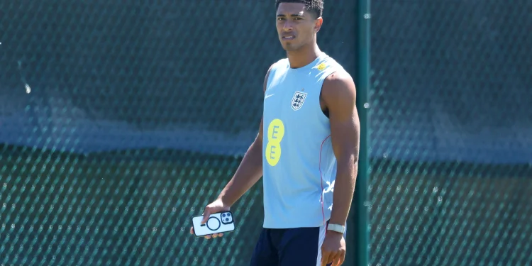 Bellingham pode ser o “fator X” da Inglaterra na Copa do Mundo, avisa Henderson