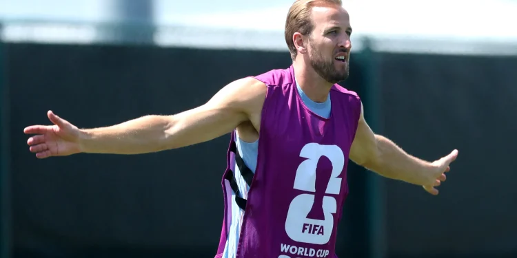 Harry Kane afia a pontaria para a estreia da Inglaterra contra a Croácia de Modric