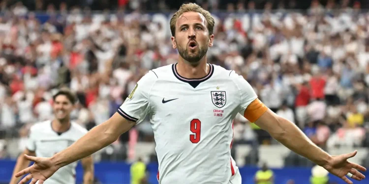 Kane destaca momento com torcida após vitória da Inglaterra na Copa