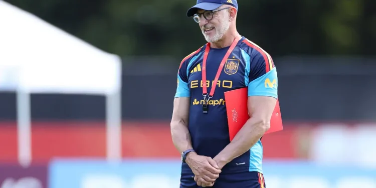 De la Fuente se apega à sua estratégia para sucesso da Espanha na Copa do Mundo