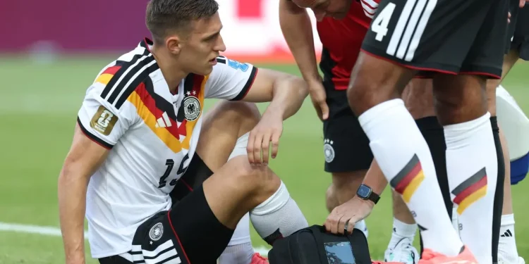 Zagueiro titular da Alemanha na Copa tem suspeita de lesão ligamentar e passará por exames