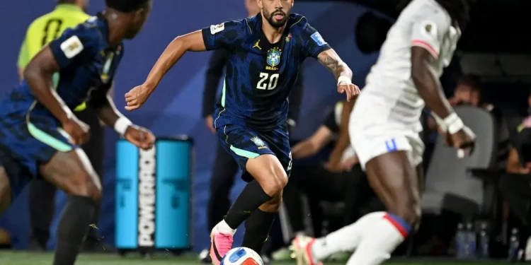 Paquetá valoriza reação do Brasil na Copa e revela preocupação com lesão de Raphinha