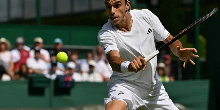 Francisco Cerúndolo cai na primeira rodada em Wimbledon