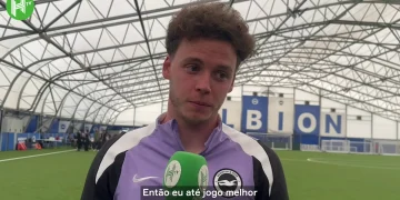 Meia da Bélgica, De Cuyper exalta Doku como um dos melhores pontas do mundo