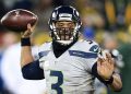 Russell Wilson se aposenta da NFL após 14 temporadas e um título do Super Bowl