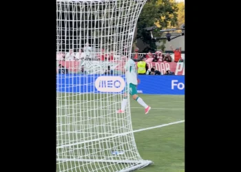 Gonçalo Guedes balança as redes no amistoso contra o Chile