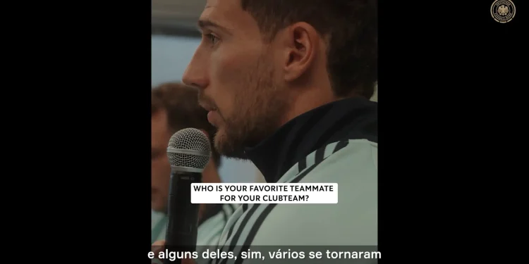 Goretzka responde perguntas de crianças antes da Copa do Mundo