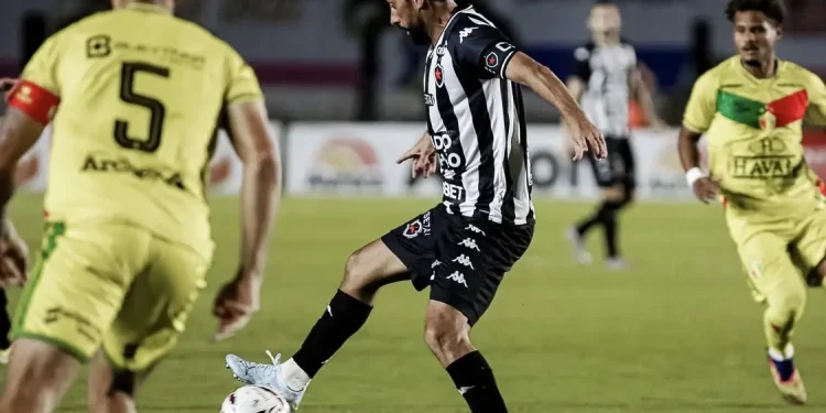 Brusque perde do Botafogo-PB com gol de Nenê e desperdiça chance de liderar a Série C