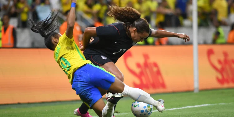 Com gol contra, Seleção feminina é derrotada pelos Estados Unidos em amistoso