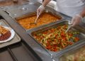 Greve interrompe atendimento em dois restaurantes comunitários do DF