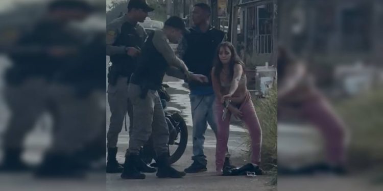 PPK bélica: presa com arma na vagina relatou suspeita de gravidez