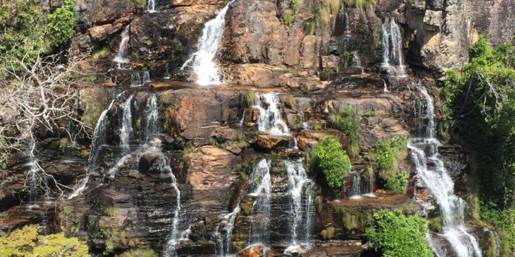 Jovem morre em cachoeira na Chapada dos Veadeiros