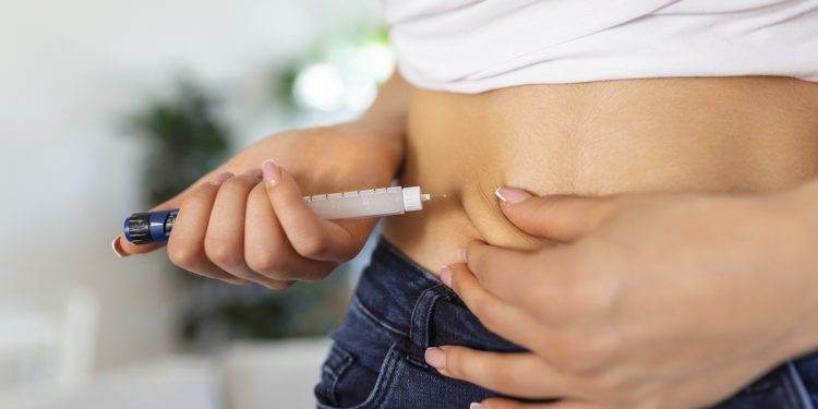 Em quais casos a tirzepatida pode ser indicada para adolescentes?